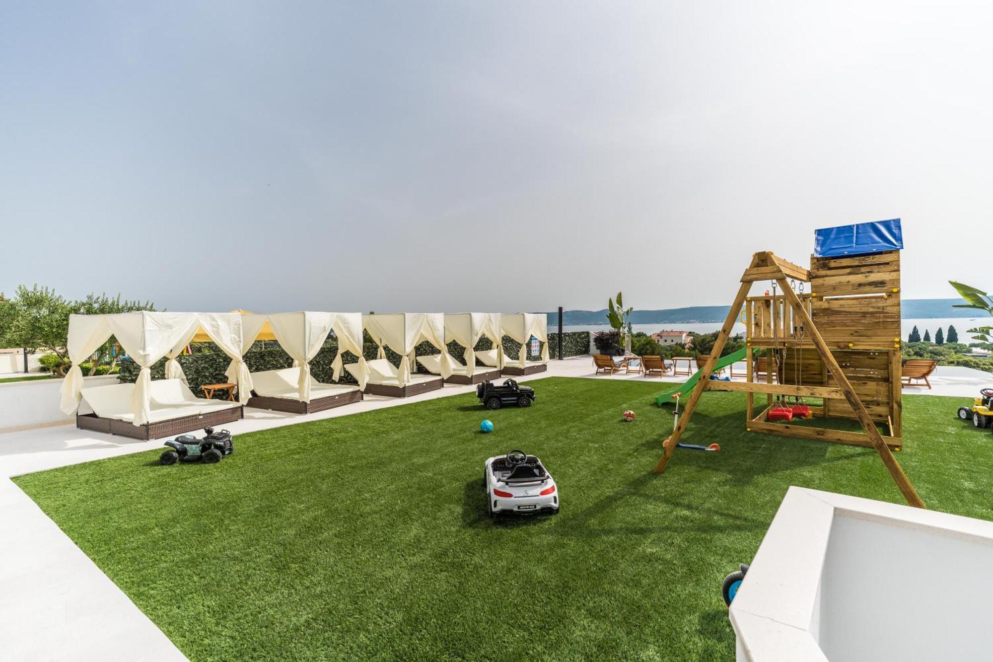 Holiday House Dominik Apartments 스베티 페타르 객실 사진