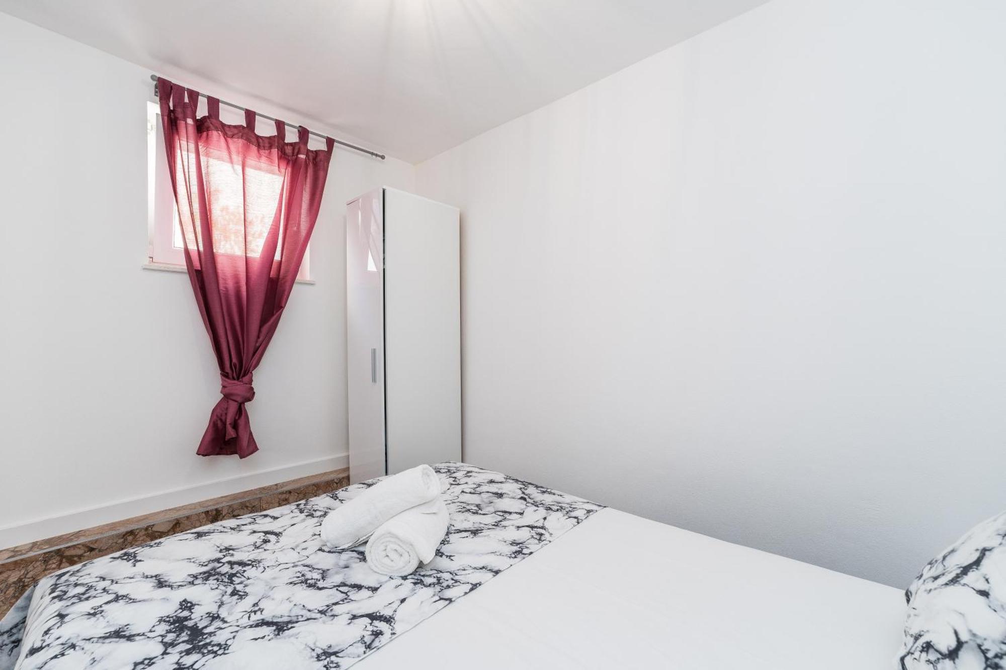 Holiday House Dominik Apartments 스베티 페타르 객실 사진
