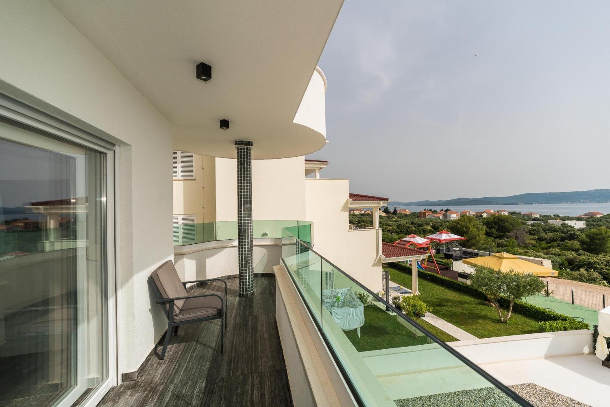 Holiday House Dominik Apartments 스베티 페타르 객실 사진